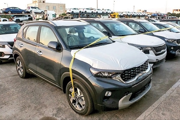 خودروی وارداتی