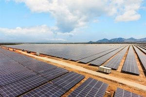 نیروگاه های خورشیدی